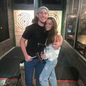 Meet your Posher, Casey